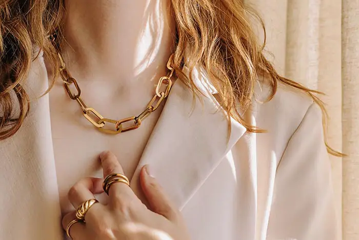 The Art of Accessorizing: How Chain Jewelry Elevates Personal Style