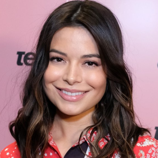 miranda cosgrove net worth