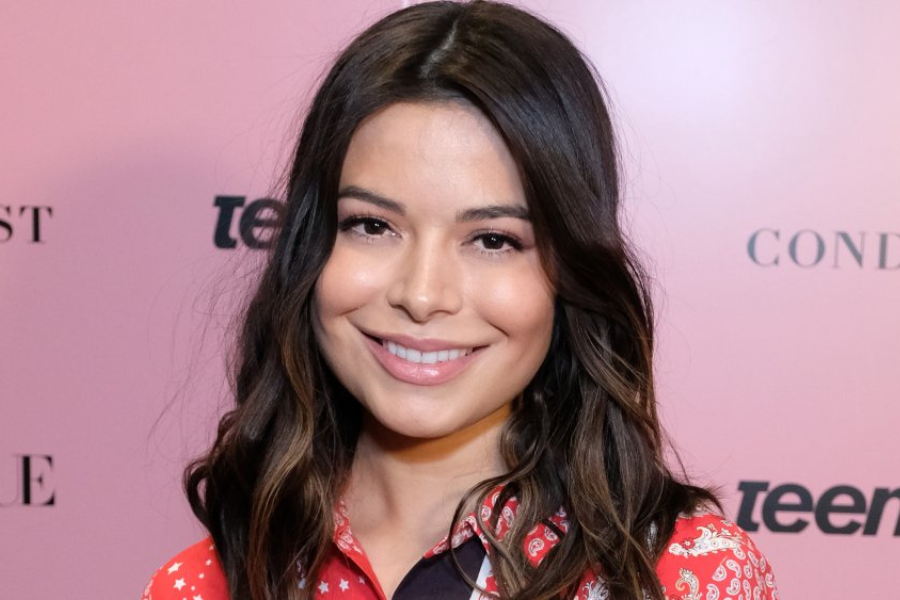 miranda cosgrove net worth